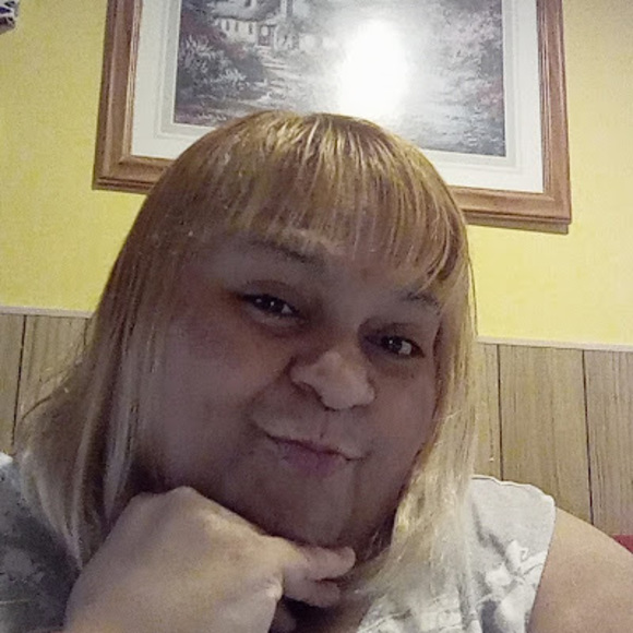 Meet your Posher, Maria - Picture 1 of 1